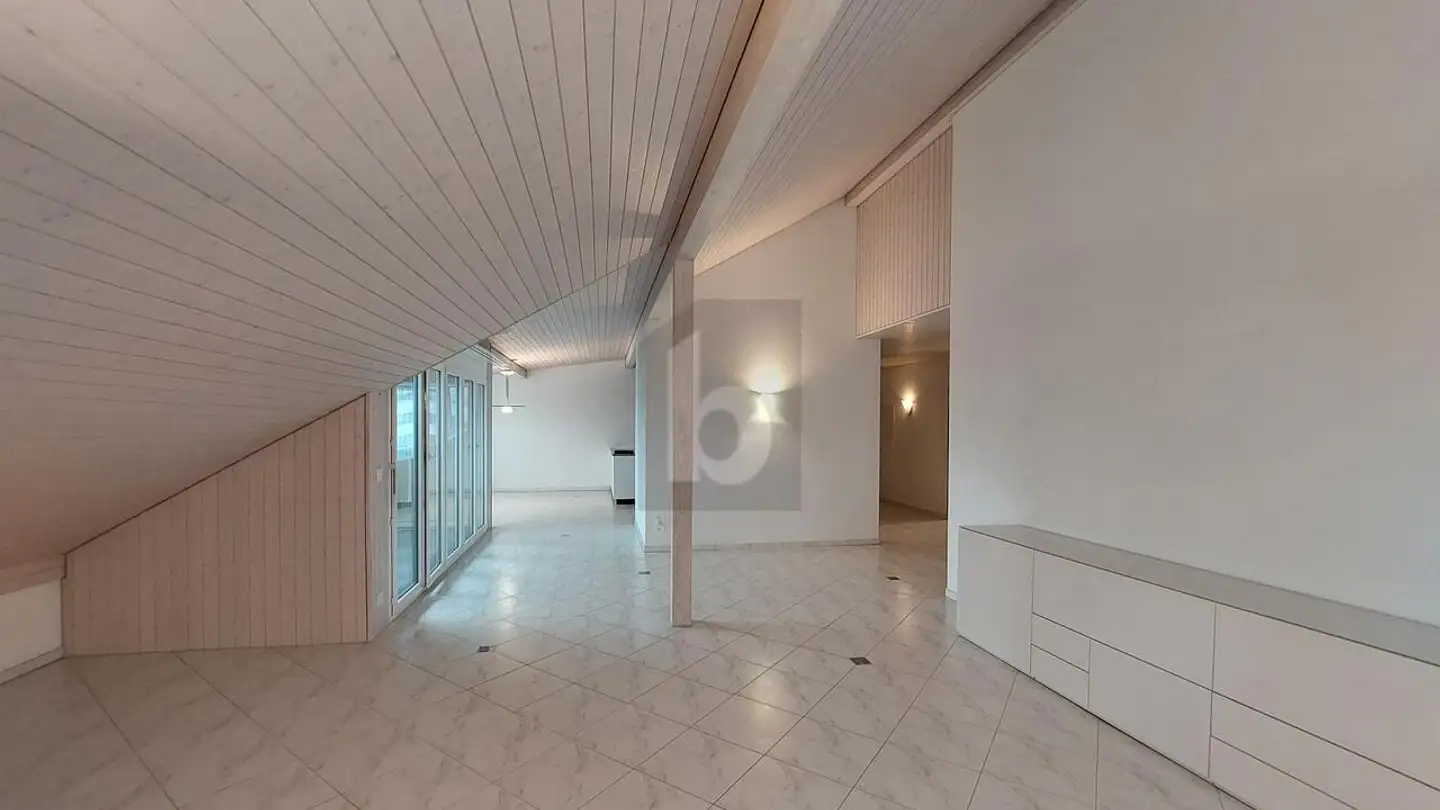 Dachgeschosswohnung mieten - 6403 Küssnacht am Rigi - Foto 3