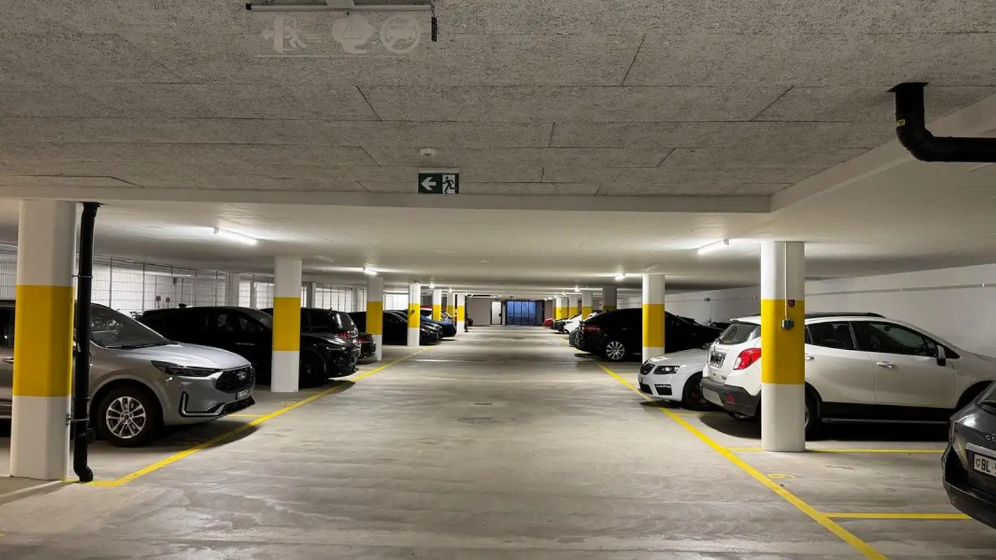 Tiefgaragenstellplatz mieten - Digmatt, 4436 Oberdorf BL