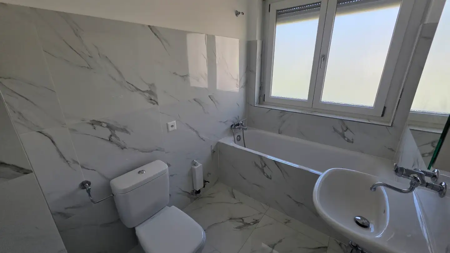 Wohnung mieten - Via San Bernardo 17, 6952 Canobbio