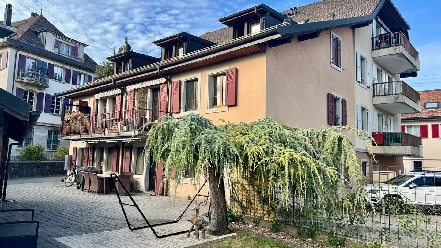Mehrfamilienhaus kaufen - Vy De Ballens 2, 1145 Bière