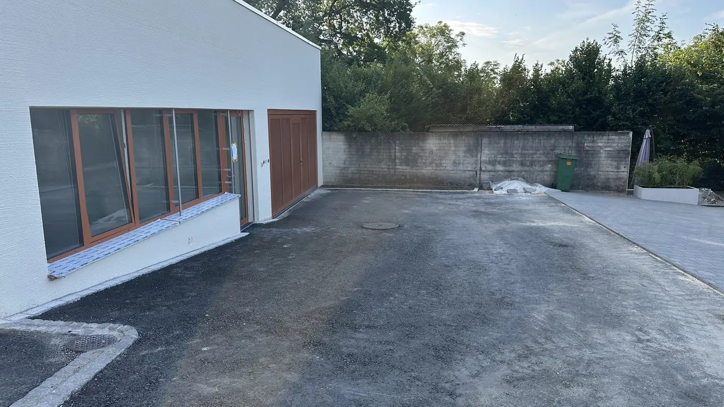 Outdoor parking space for rent - Landstrasse 49, 5415 Nussbaumen AG - Photo 3