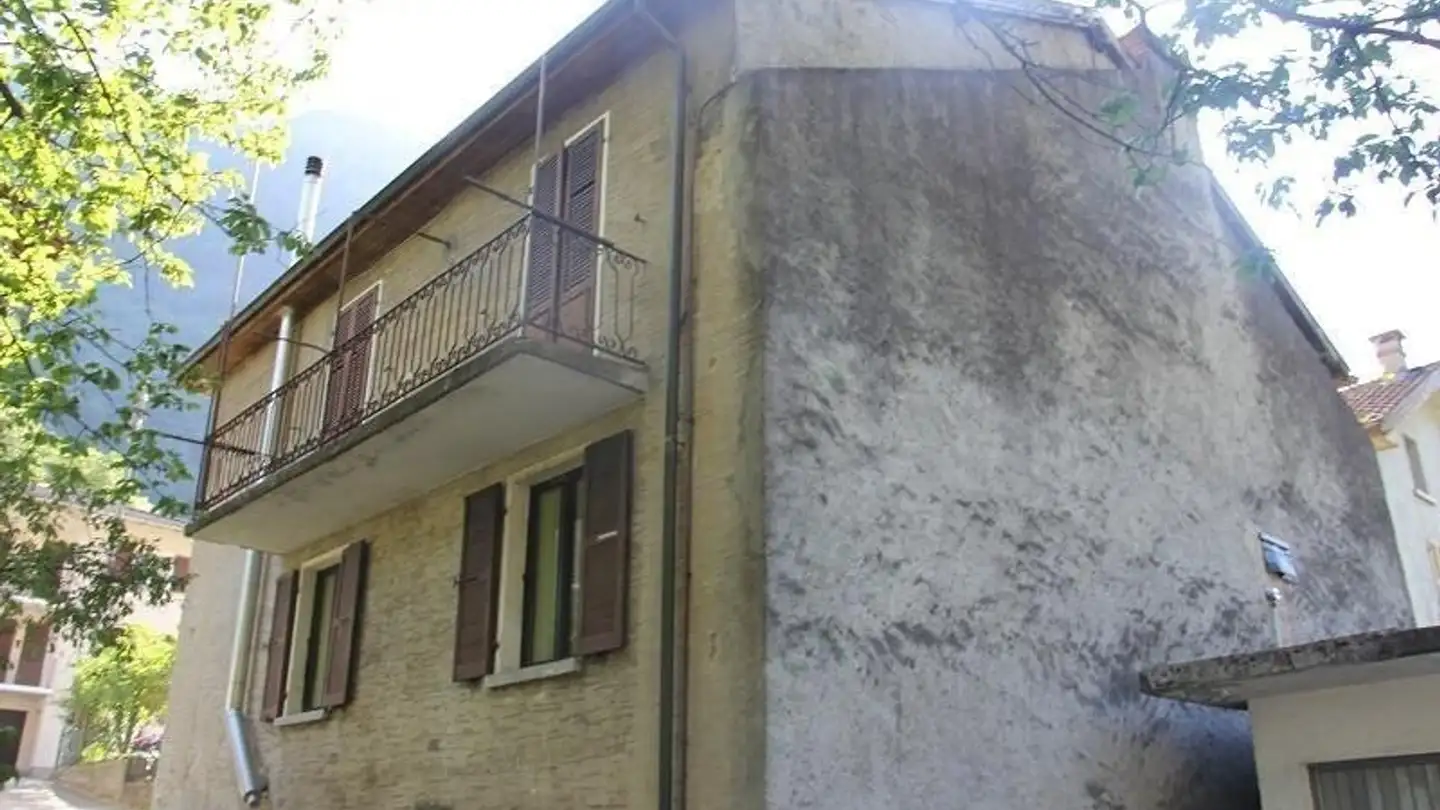 Hotel kaufen - Nivo, 6746 Nivo - Foto 2
