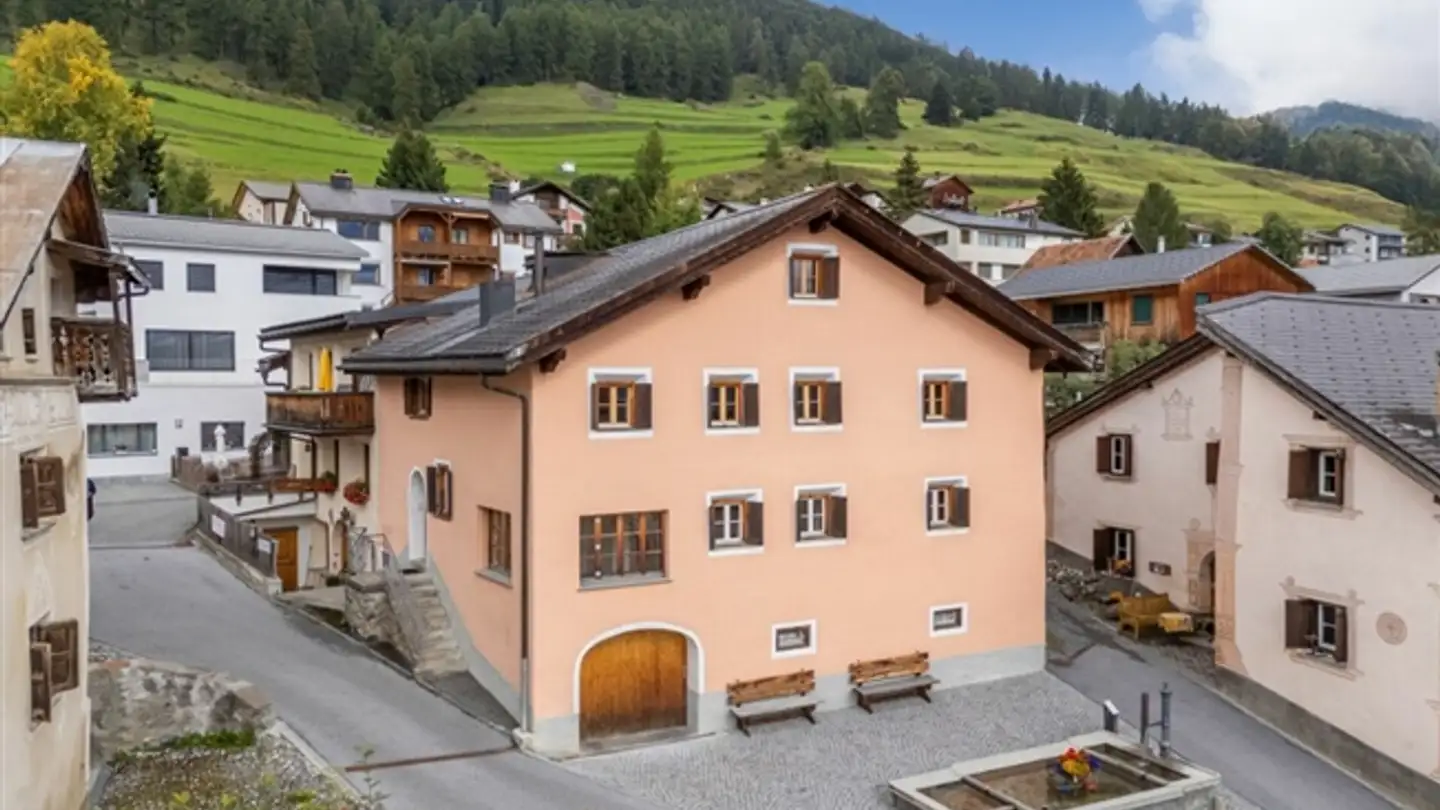 Apartment for sale - Bügl Sura 26, 7551 Ftan