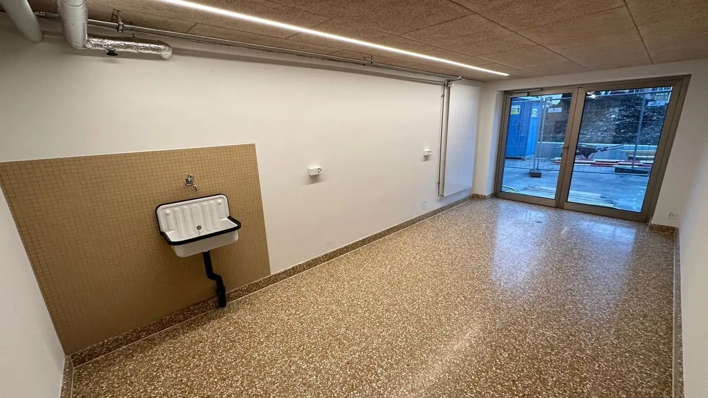 Commercial for rent - In Der Härti 5, 8408 Winterthur - Photo 2