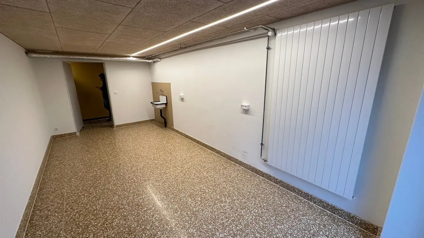 Commercial for rent - In Der Härti 5, 8408 Winterthur - Photo 3