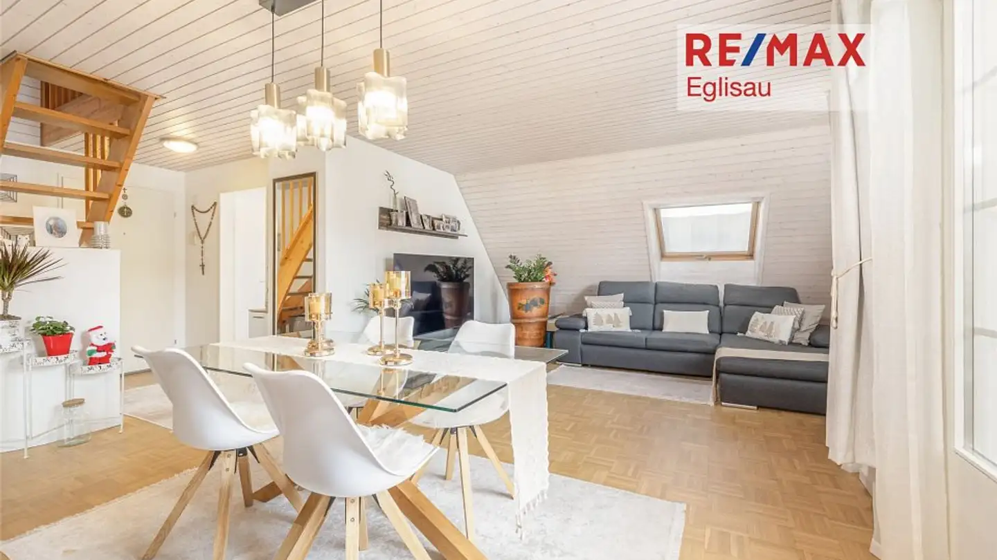 Villa for sale - Winkelstrasse 4, 8194 Hüntwangen