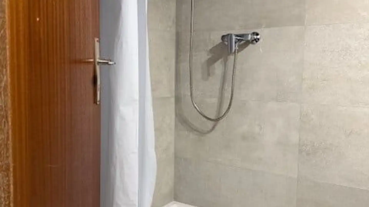 Appartement à louer - Rue De La Birse 16, 2822 Courroux - Photo 2