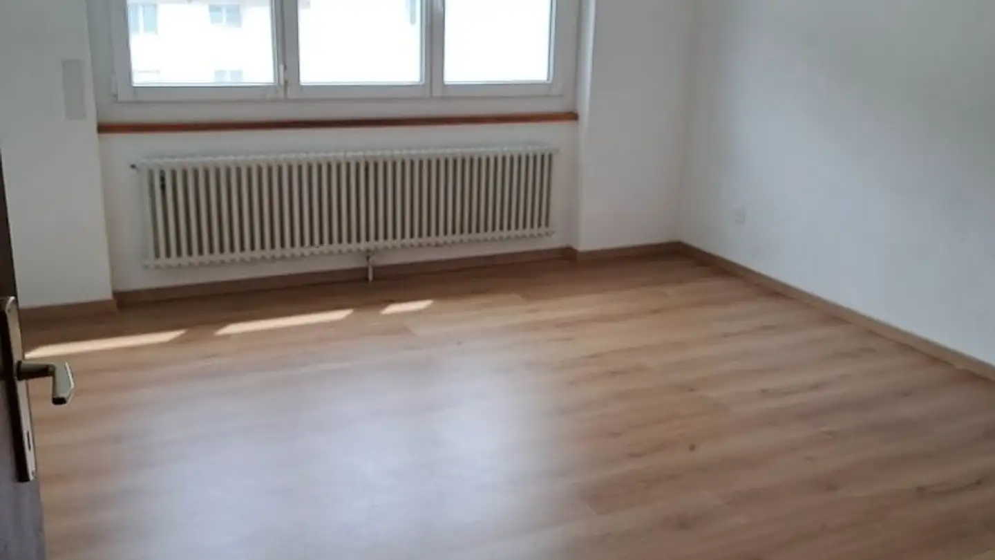 Appartement à louer - Rue Des Chênes 3, 2740 Moutier - Photo 2