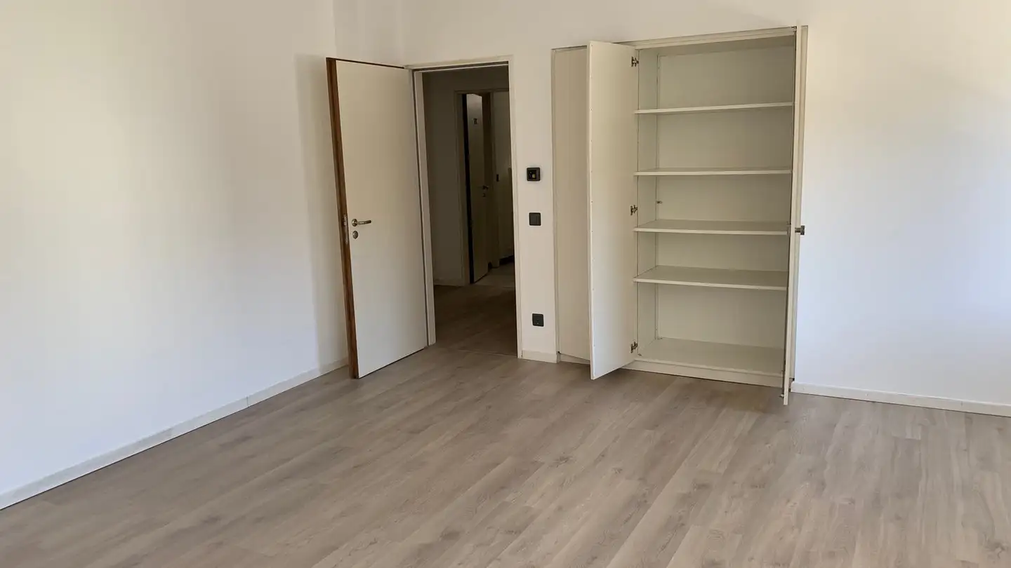 Office space for sale - 6830 Chiasso