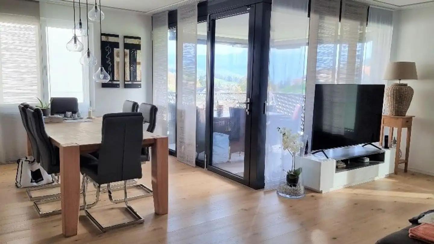 Wohnung mieten - Hubertingerstrasse 7, 8638 Goldingen