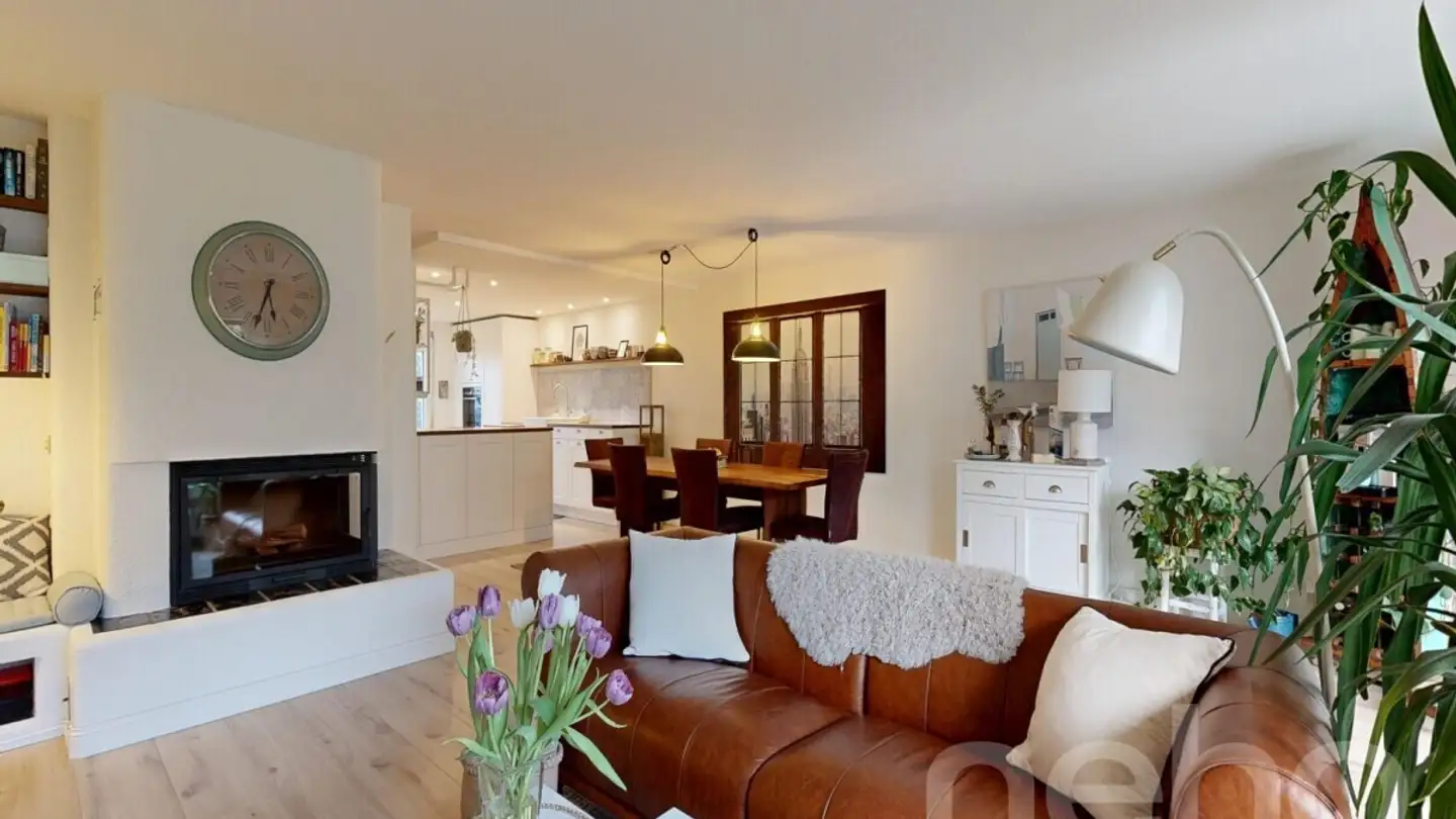 Row house for sale - 8122 Binz - Photo 3