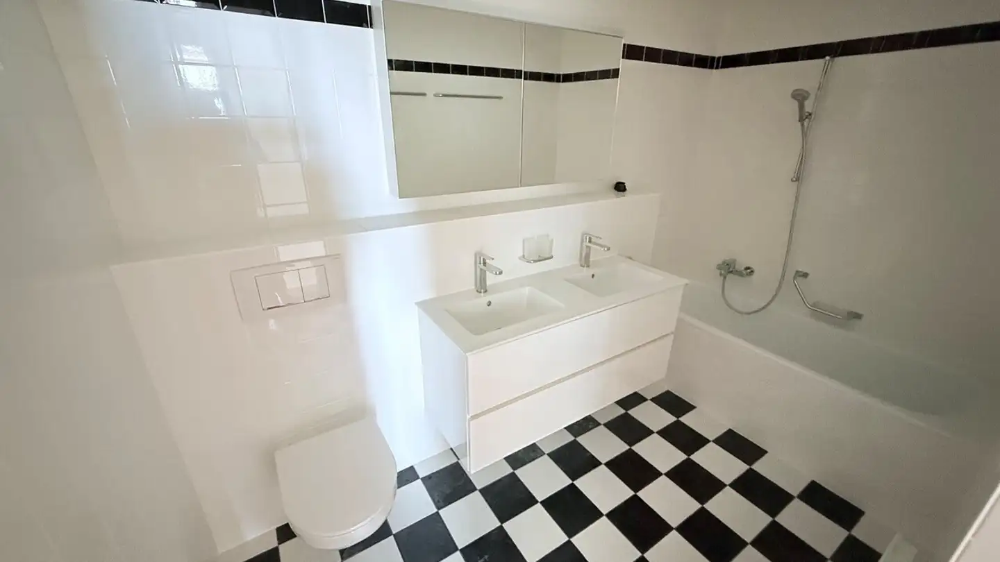 Appartement à louer - Avenue de Collonge 8, 1820 Territet - Photo 3