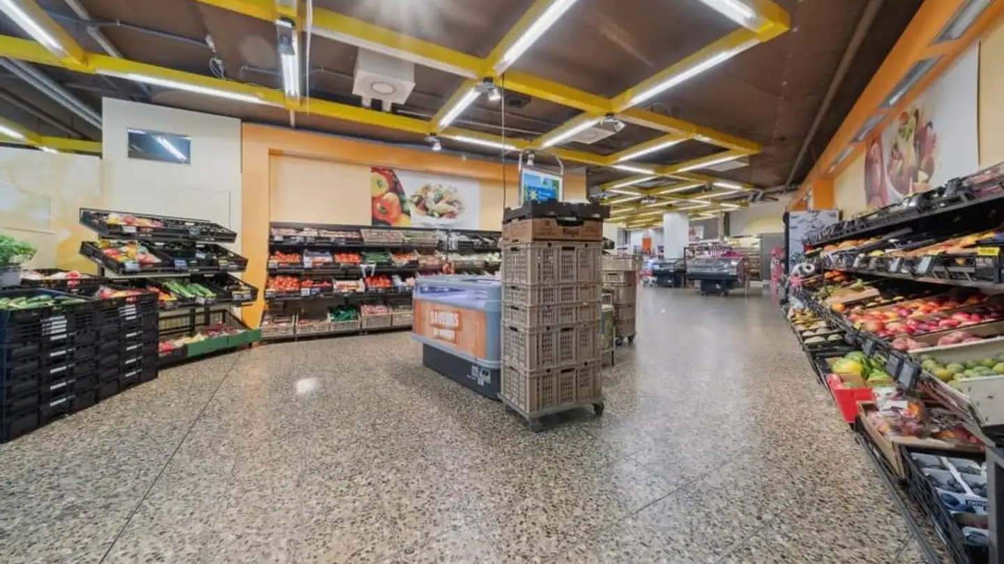 Commercial à louer - Rue Baptiste-Savoye 62, 2610 St-Imier - Photo 2