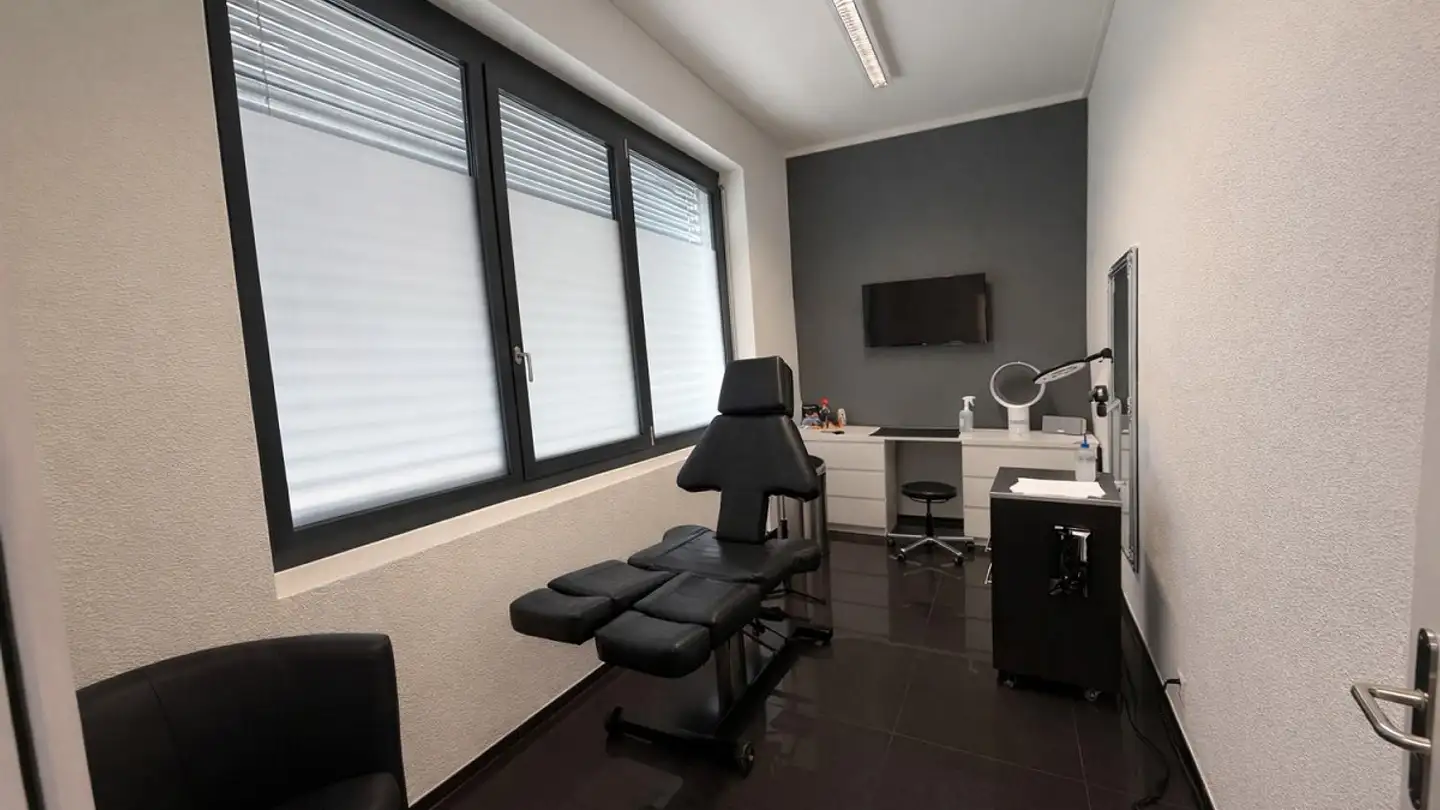 Commercial for rent - Ueberlandstrasse 200, 8600 Dübendorf - Photo 3