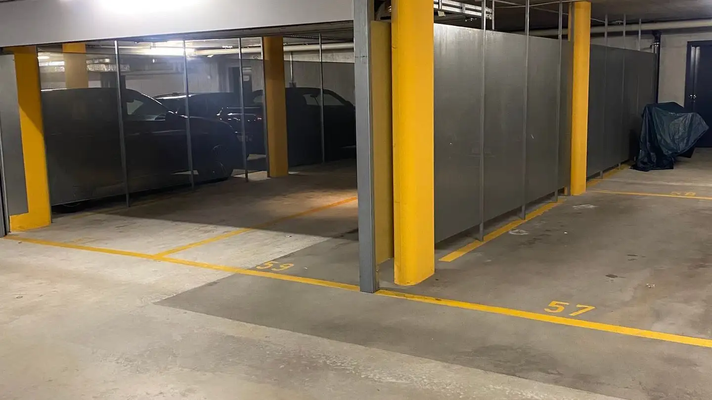 Tiefgaragenstellplatz mieten - Kapellstrasse 6, 8355 Aadorf - Foto 3