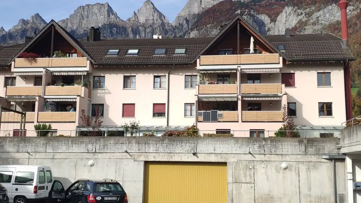 Place de parking souterraine à louer - Tremlastrasse 21, 8880 Walenstadt