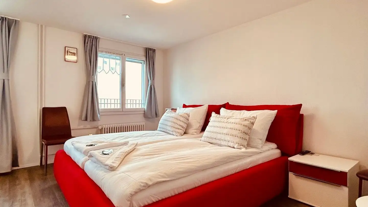 Residential building for rent - 7270 Davos Platz