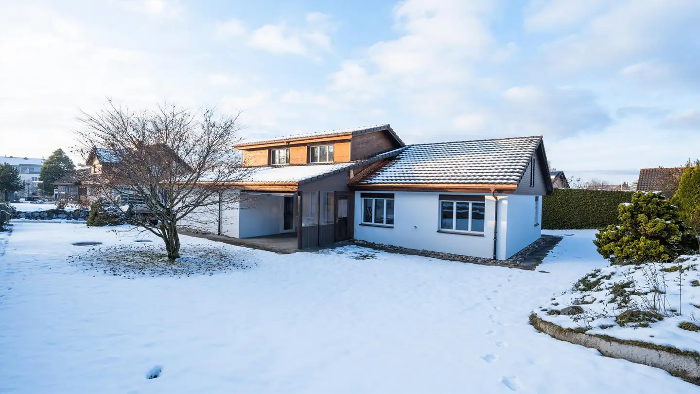 Single house for rent - Sonnenrainstrasse 5, 9205 Waldkirch