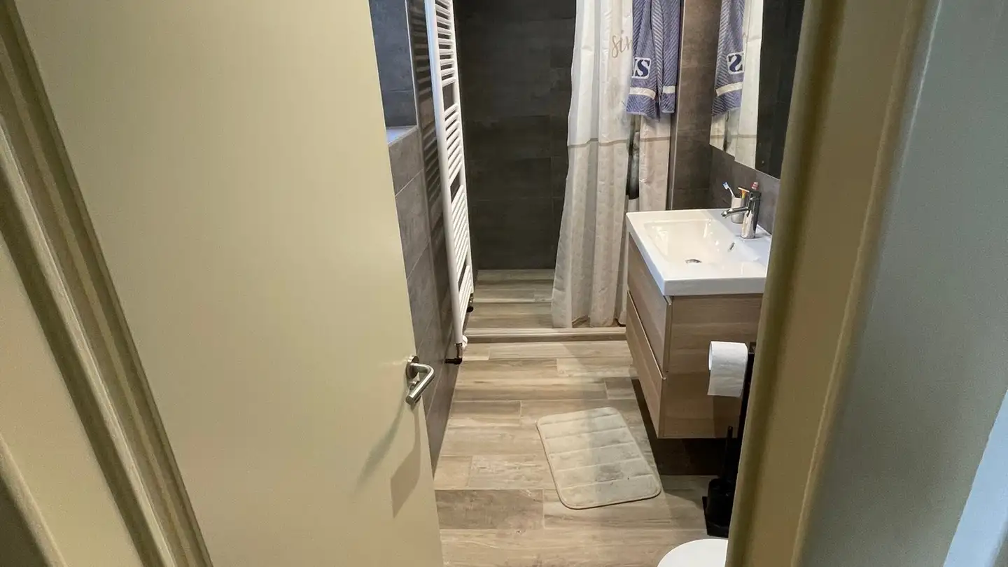 Apartment for rent - 2206 Les Geneveys-sur-Coffrane - Photo 2