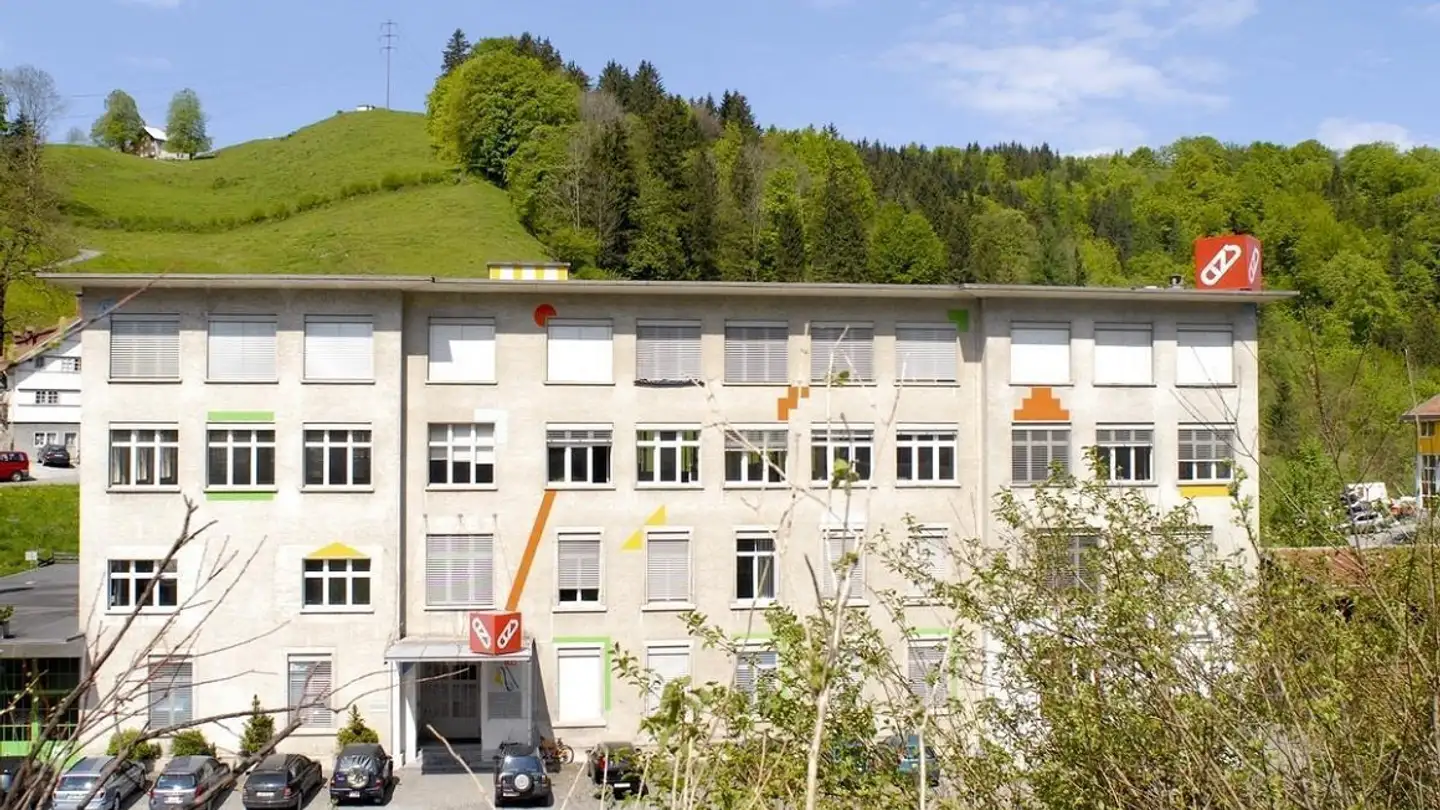 Commercial à louer - Strahlholz 13, 9056 Gais