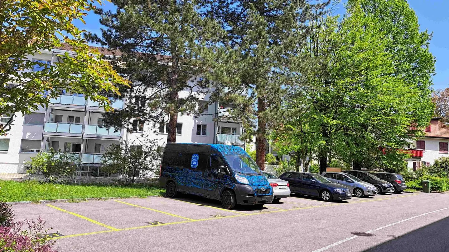 Outdoor parking space for rent - Endlikerstrasse 101, 8400 Winterthur