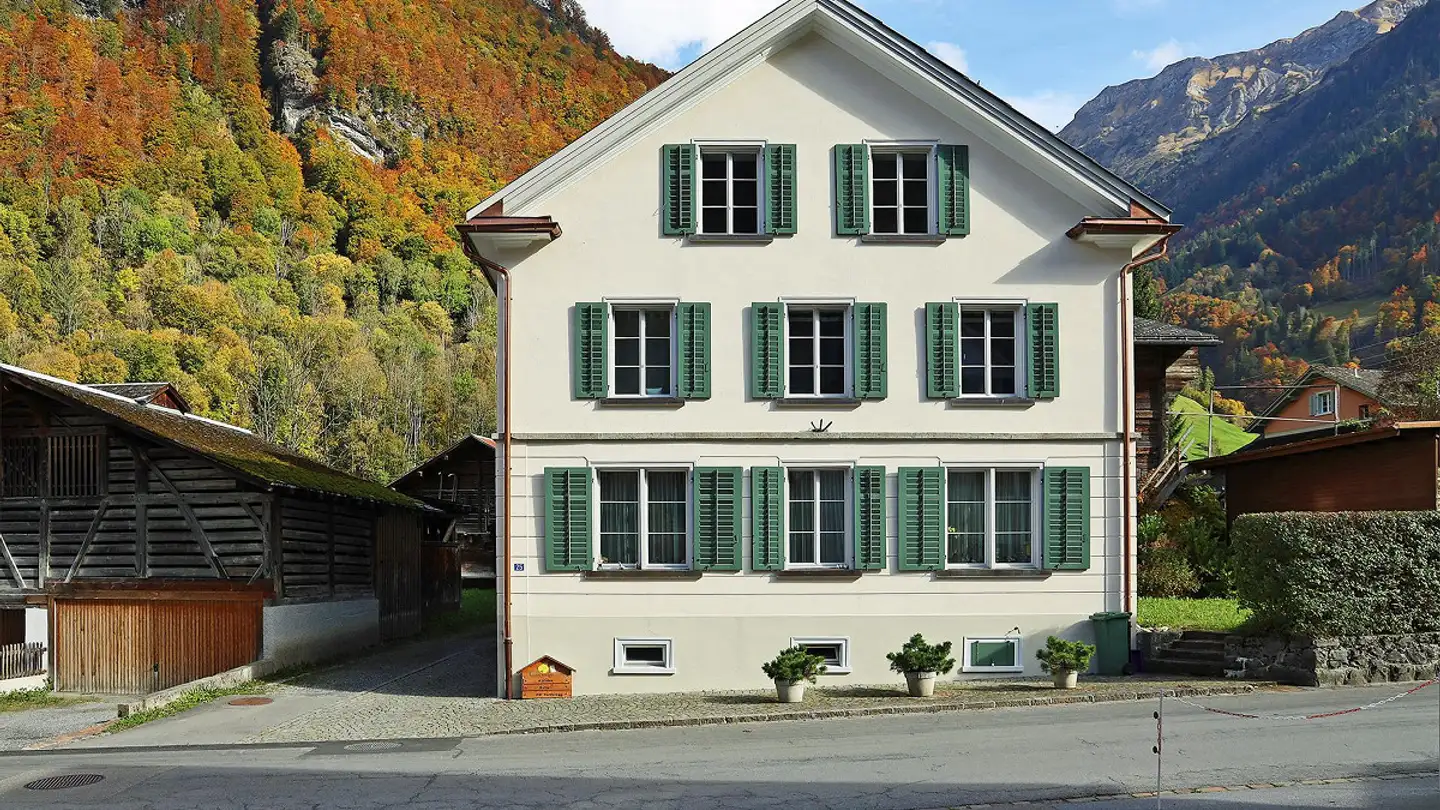 Wohnung mieten - Dorfstrasse 25, 8766 Matt