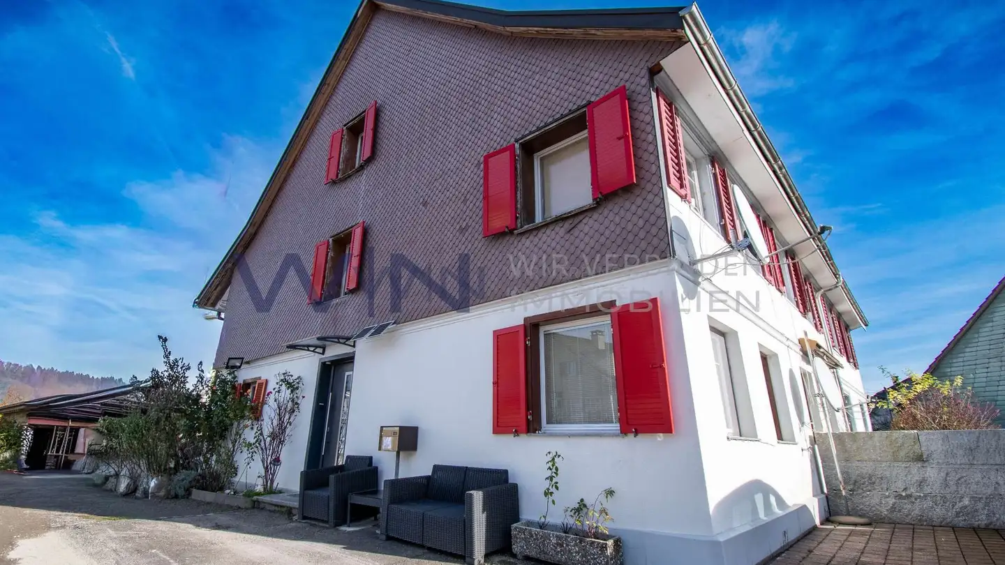 Residential building for sale - 9506 Lommis