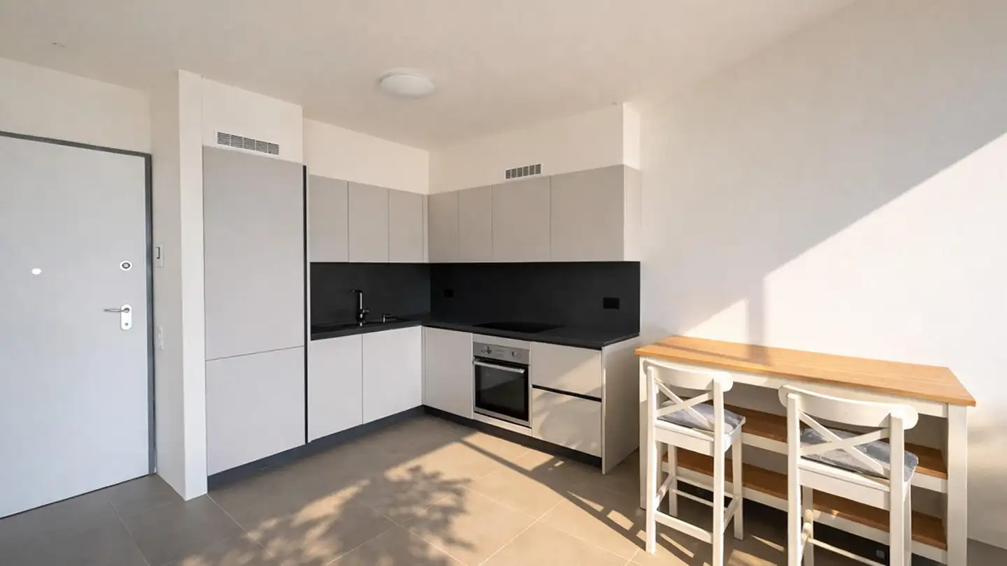 Appartement meublé à louer - Via Collina, 6962 Viganello - Photo 2