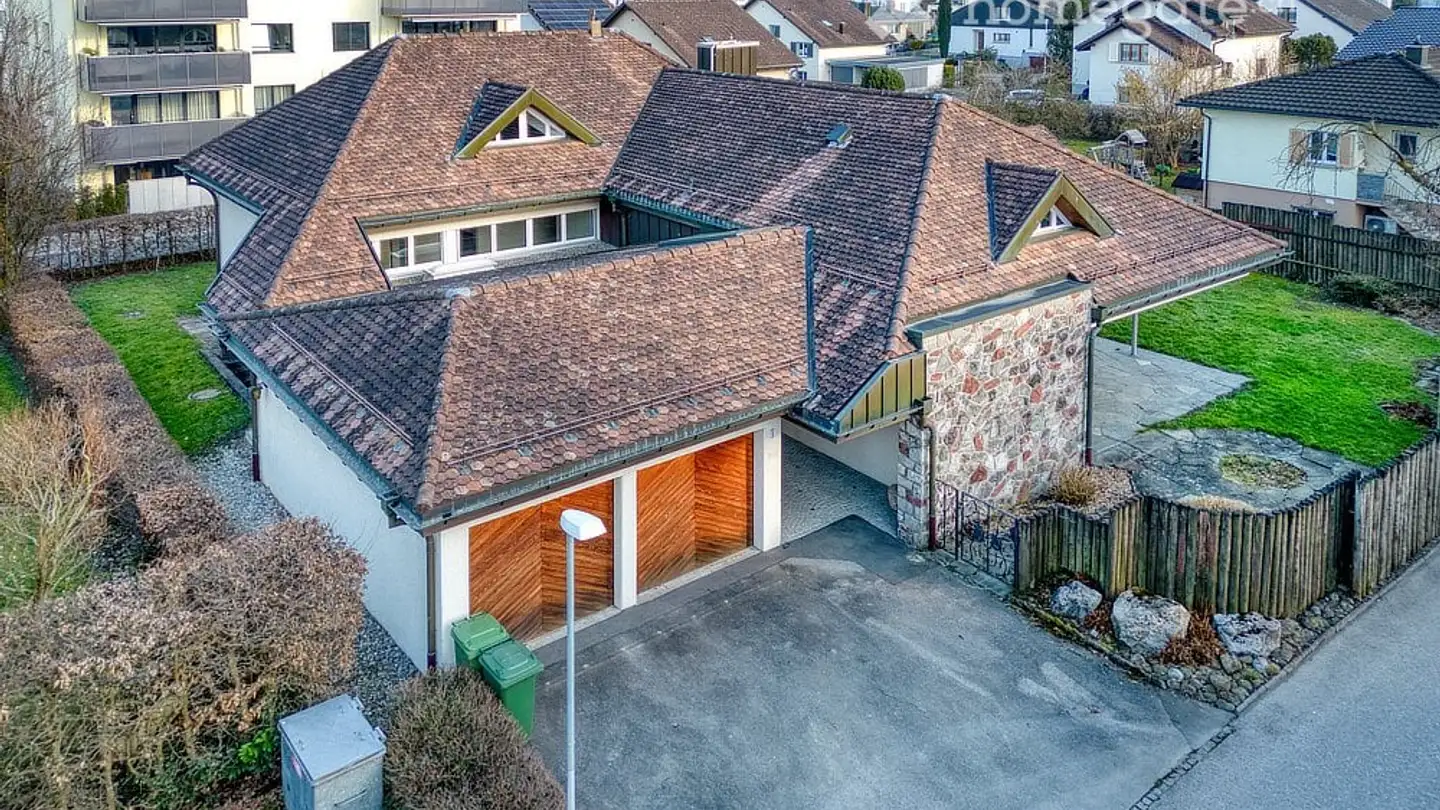 Single house for sale - Neudörflistrasse 1, 8854 Siebnen