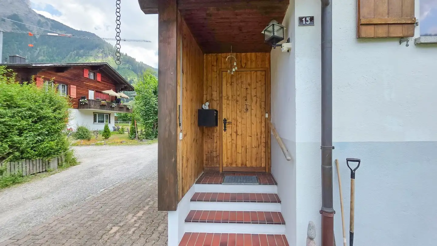 Chalet for sale - Blümlisalpstrasse 15, 3718 Kandersteg - Photo 2