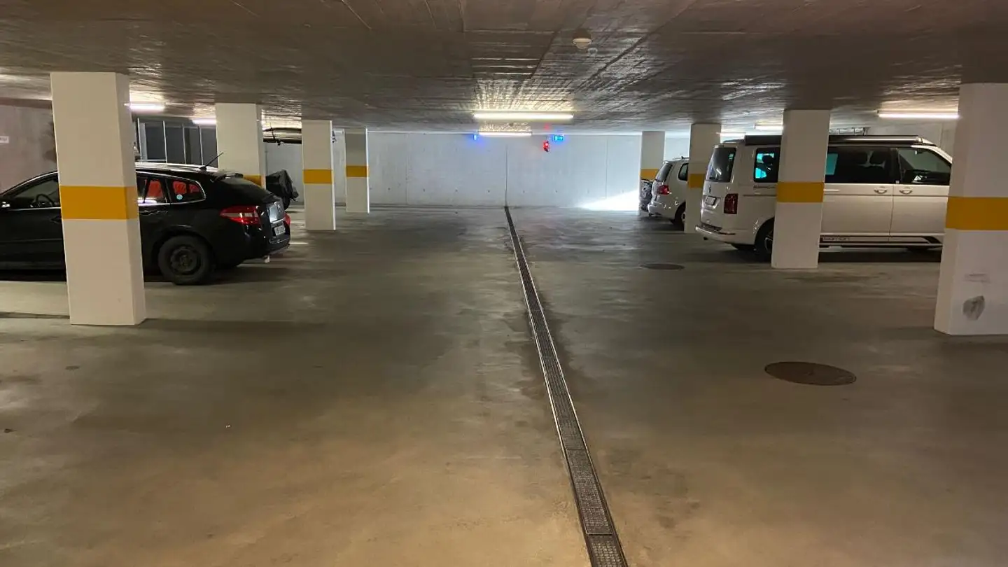 Parcheggio sotterraneo in affitto - Attinghauserstrasse 47, 6460 Altdorf UR - Photo 3