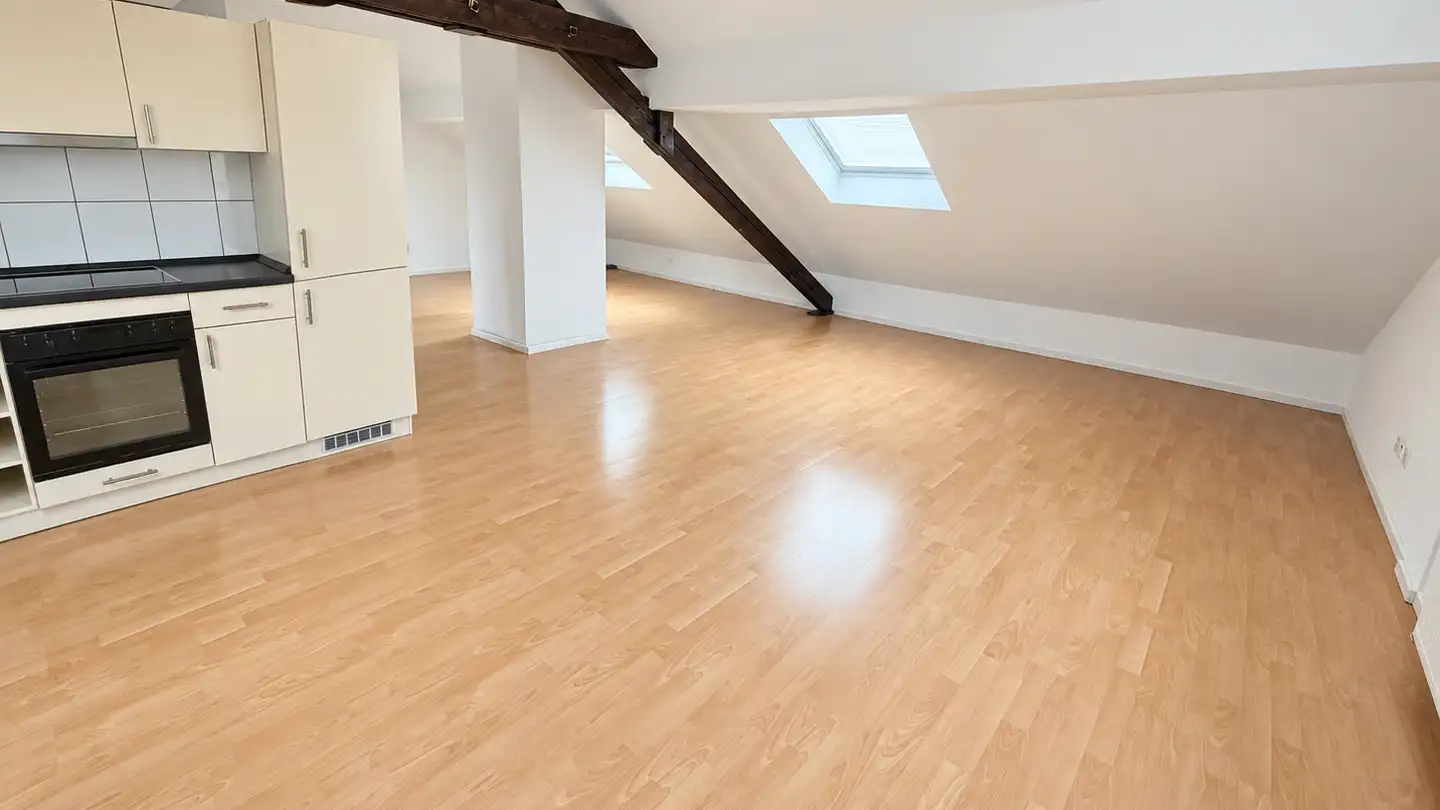 Dachgeschosswohnung mieten - Alte Gerlafingenstrasse 8, 4562 Biberist - Foto 2