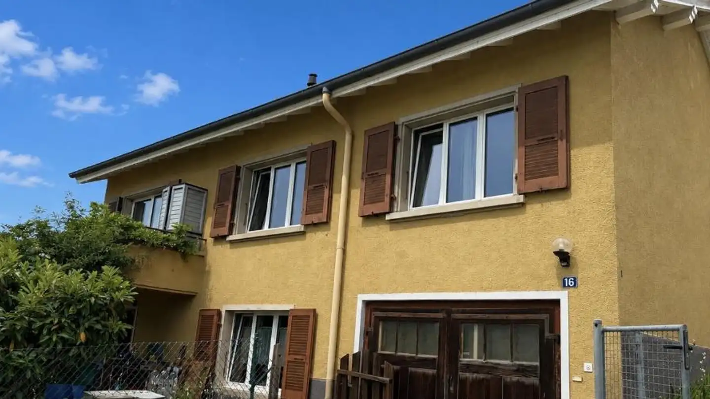 Villa for sale - Rue Eugène-de-Coulon 16, 2022 Bevaix