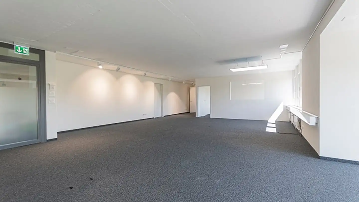 Department store for rent - Neue Winterthurerstrasse 36, 8304 Wallisellen - Photo 2