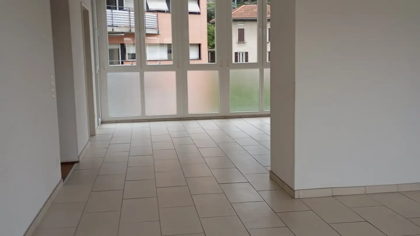 Wohnung mieten - 6830 Chiasso - Foto 4