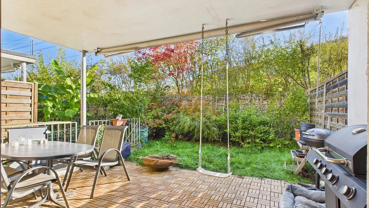 Row house for sale - 4112 Bättwil