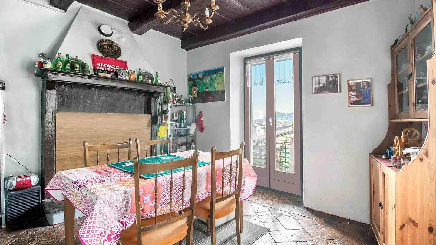 Casa singola in vendita - Piázza Di Carlòtt 4, 6949 Comano - Foto 2