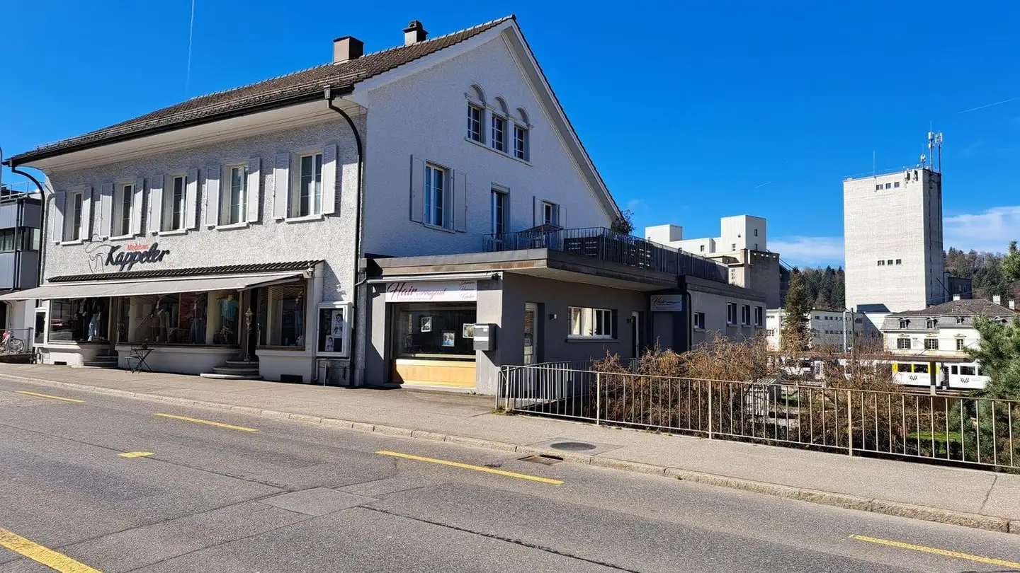 Friseursalon mieten - Dorfstrasse 15, 5040 Schöftland