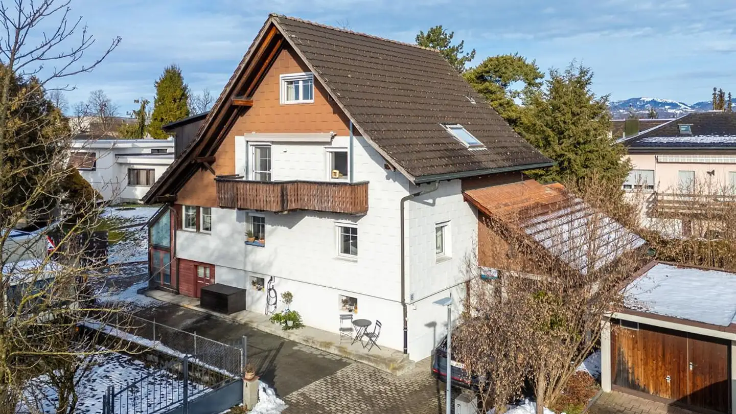 Terrain constructible à vendre - 8853 Lachen SZ