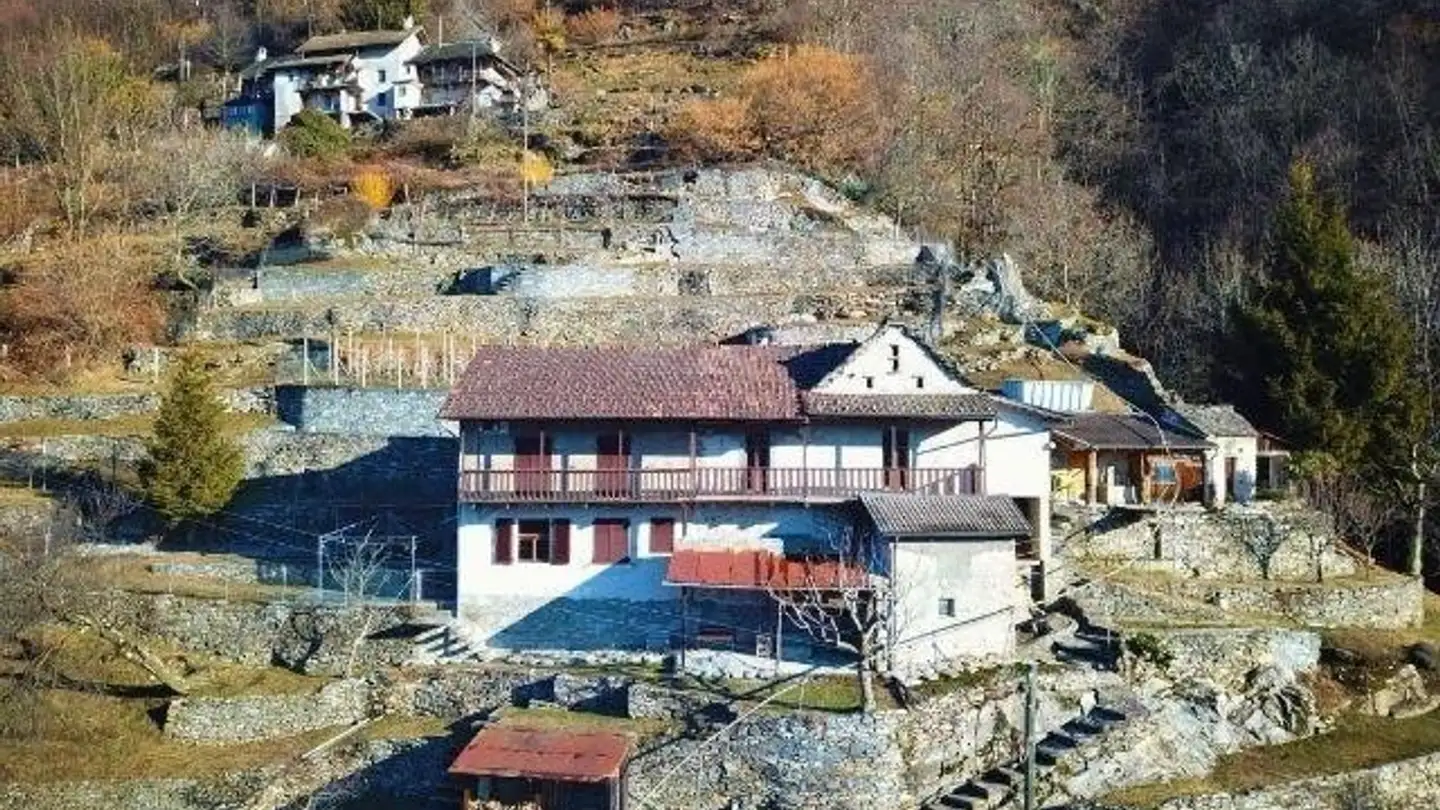 Cave house for sale - 6661 Auressio