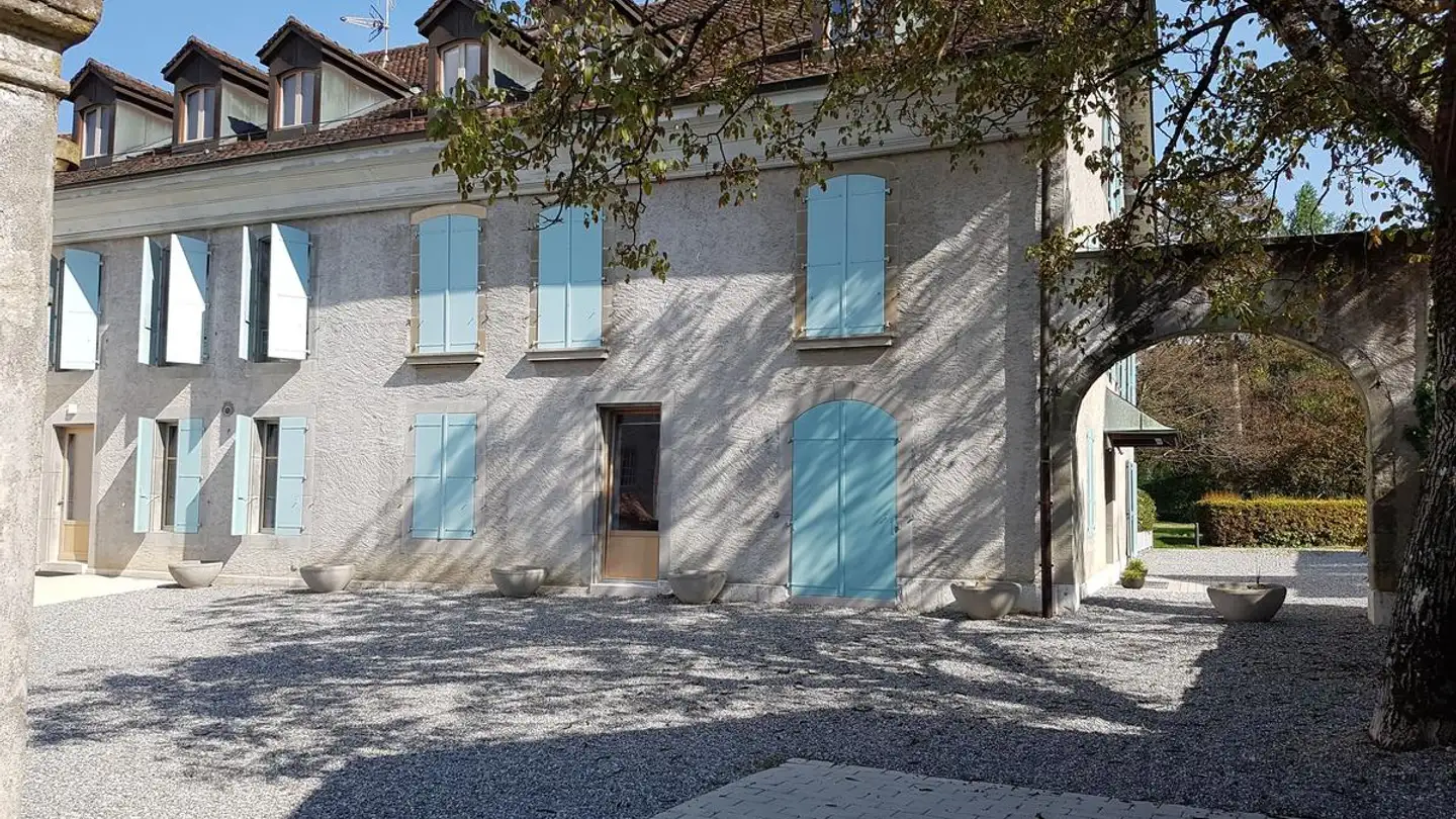 Place de parking extérieure à louer - Rue Du Temple 21, 1236 Cartigny