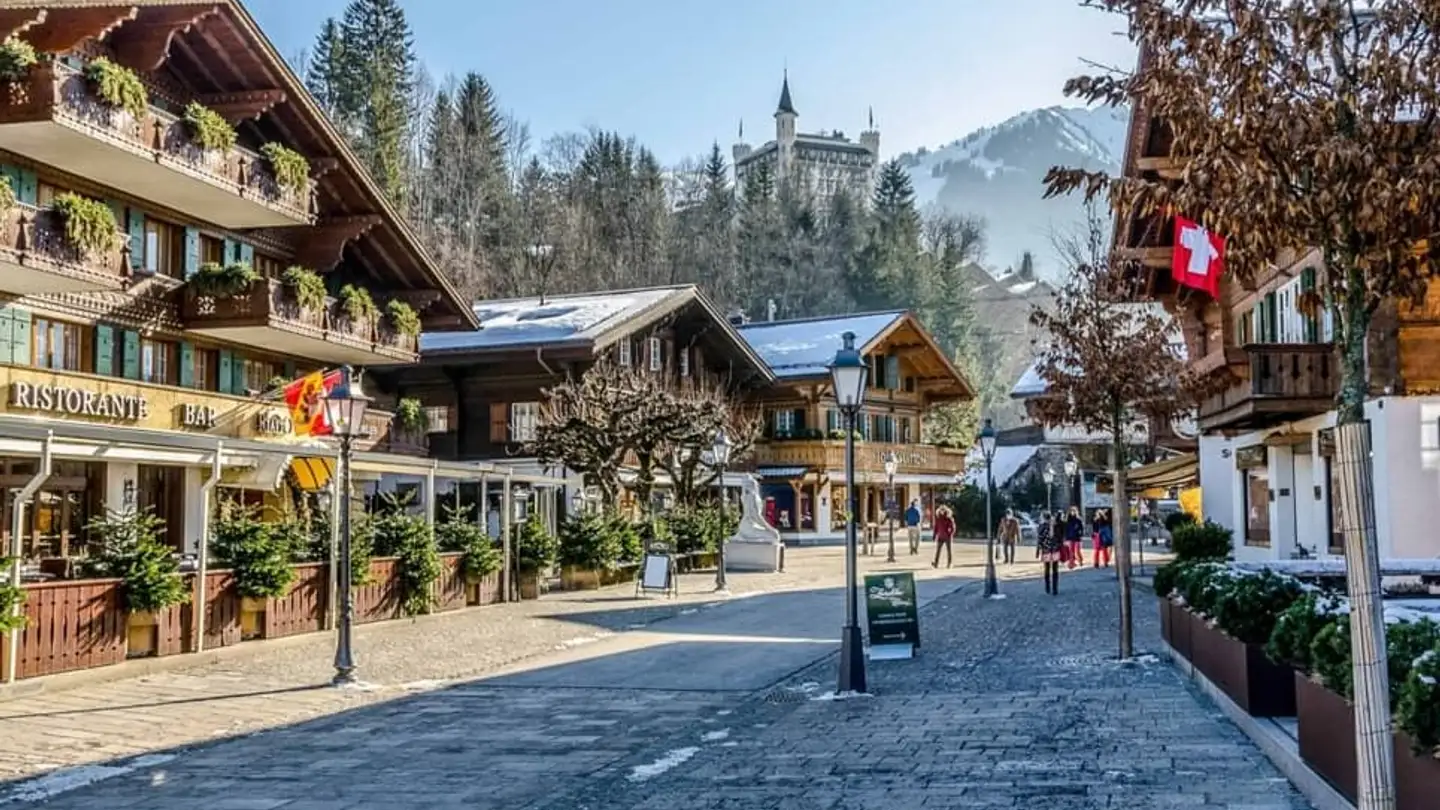 Commerciale in affitto - Promenade, 3780 Gstaad