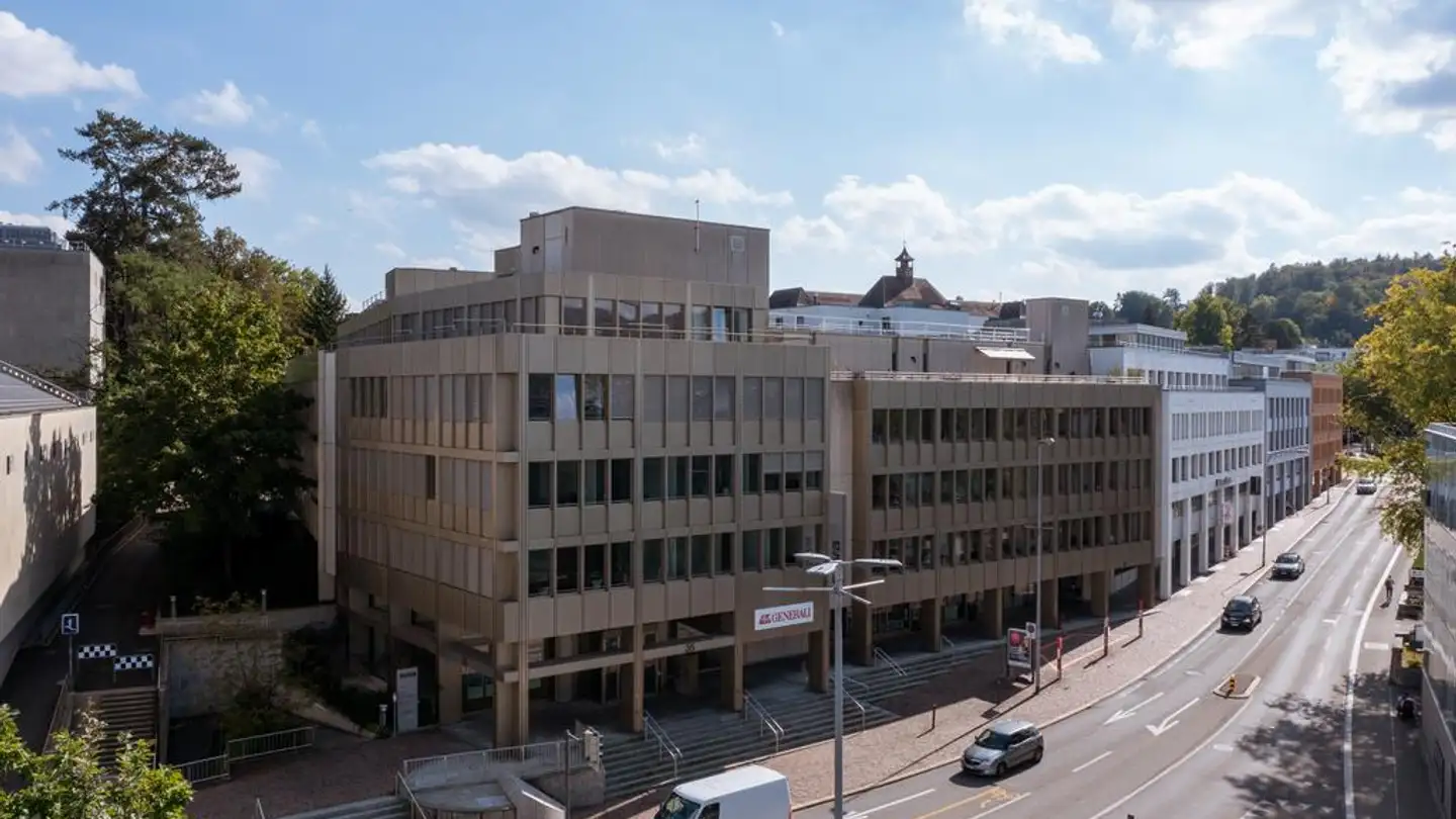 Tiefgaragenstellplatz mieten - Kunsthausweg 6, 5000 Aarau