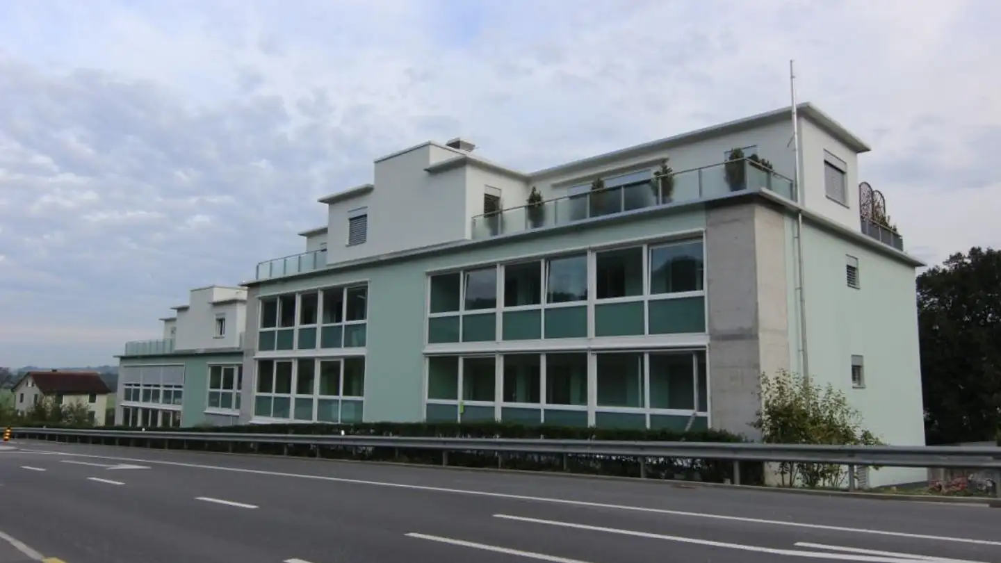 Appartement à louer - Kantonsstrasse 11, 8864 Reichenburg - Photo 2