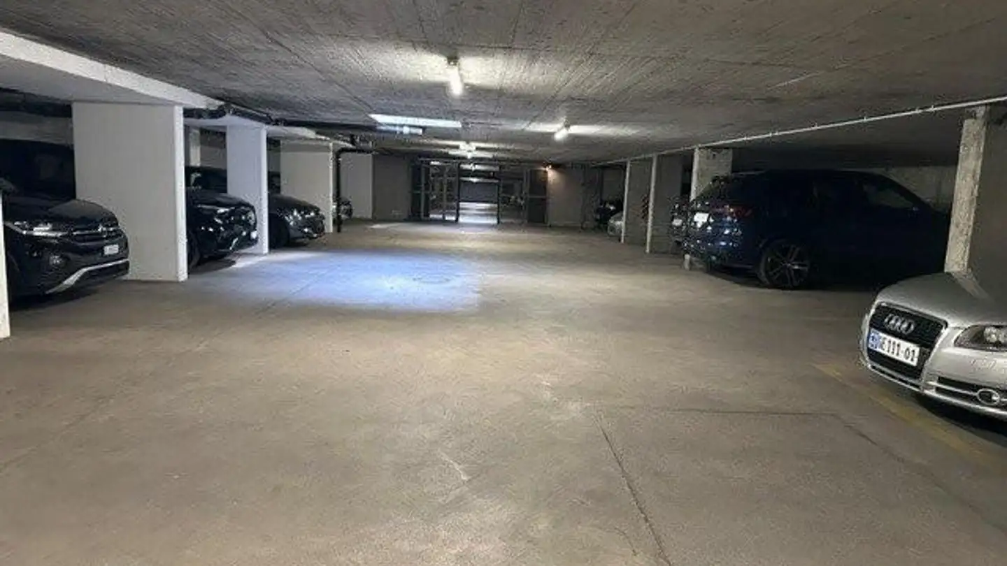 Parcheggio esterno in affitto - Rue Jean- Simonet, 1219 Châtelaine