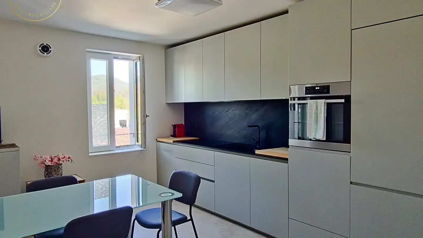 Appartement à vendre - 6852 Genestrerio
