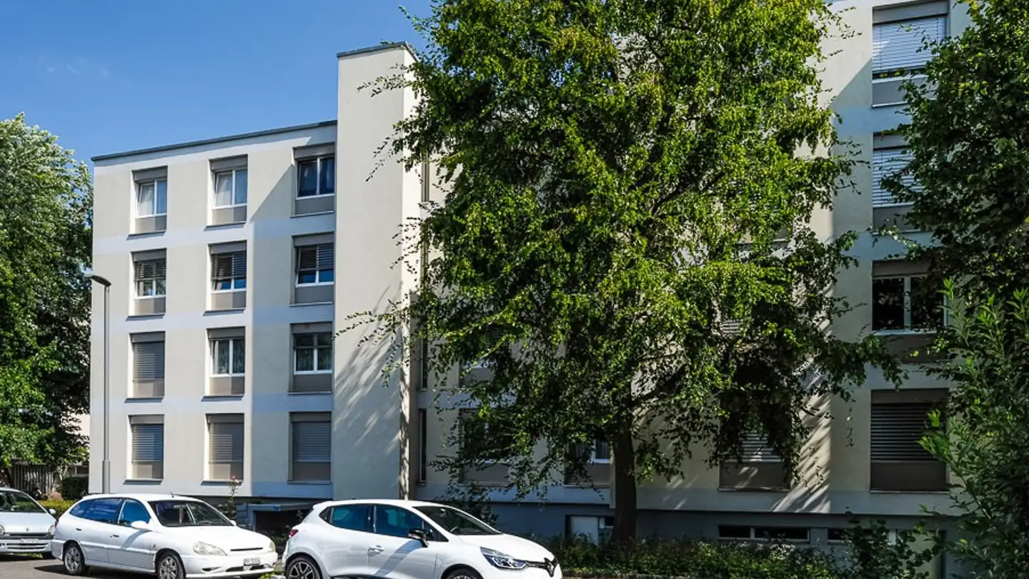 Place de parking souterraine à louer - Spitzgartenweg 22, 4123 Allschwil