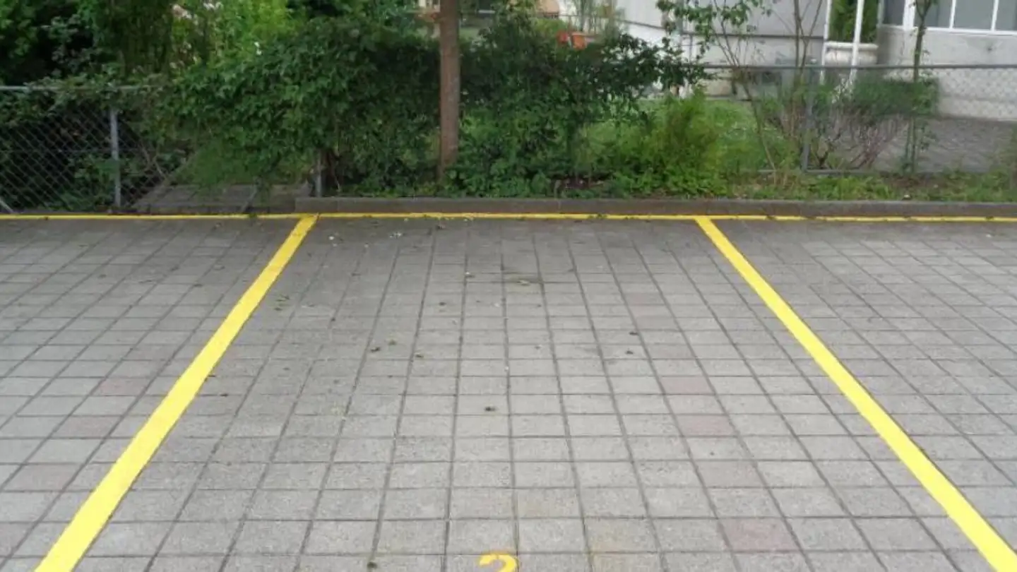 Parkplatz im Freien mieten - Rue Franche 37, 2800 Delémont - Foto 2