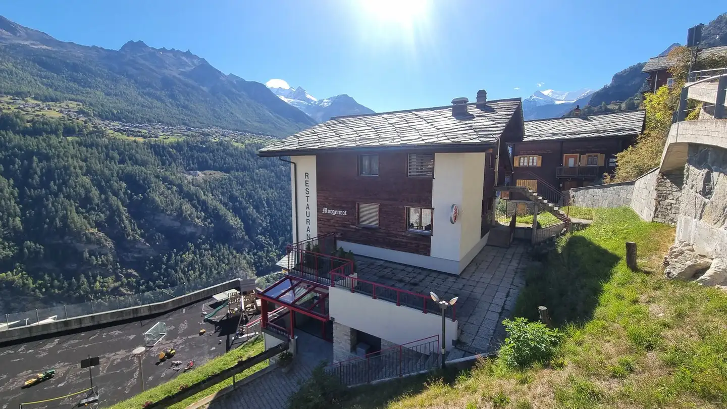 Hotel for sale - Kirchweg 2, 3926 Embd - Photo 2