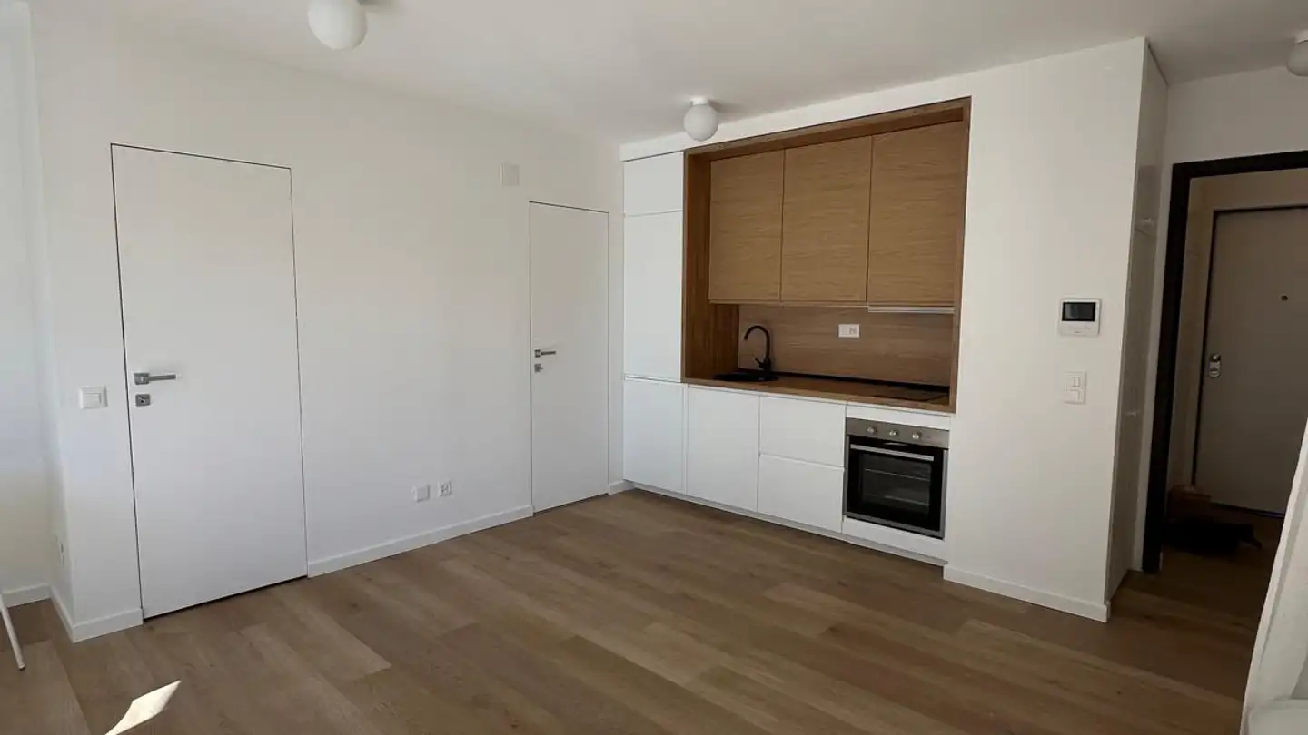 Appartement à louer - Via Franco Zorzi 31, 6900 Paradiso